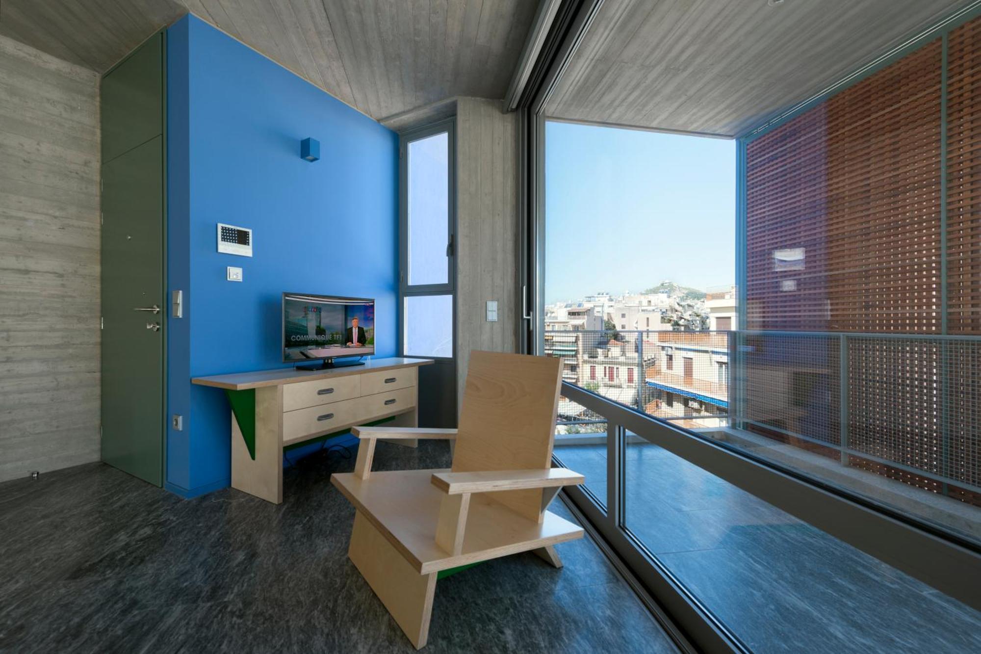Bluebuilding Athens